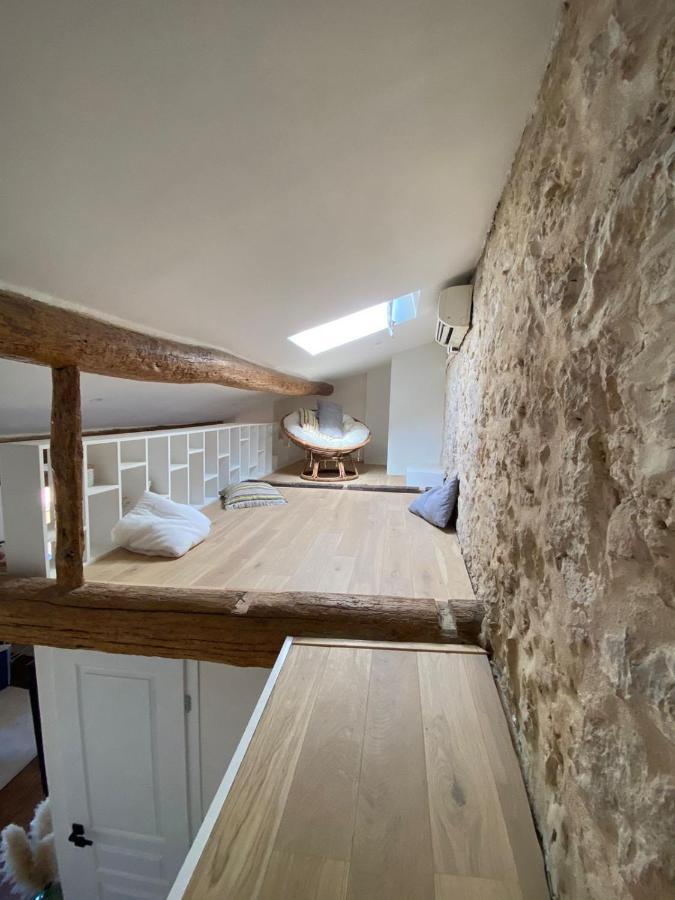 Apartment With Mediterranean Charm In The Heart Of The Provencal Market Antibes Exterior photo