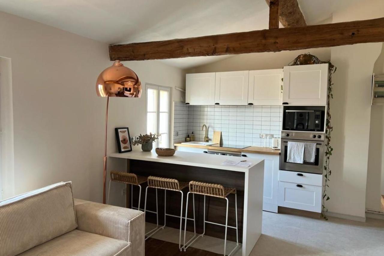 Apartment With Mediterranean Charm In The Heart Of The Provencal Market Antibes Exterior photo